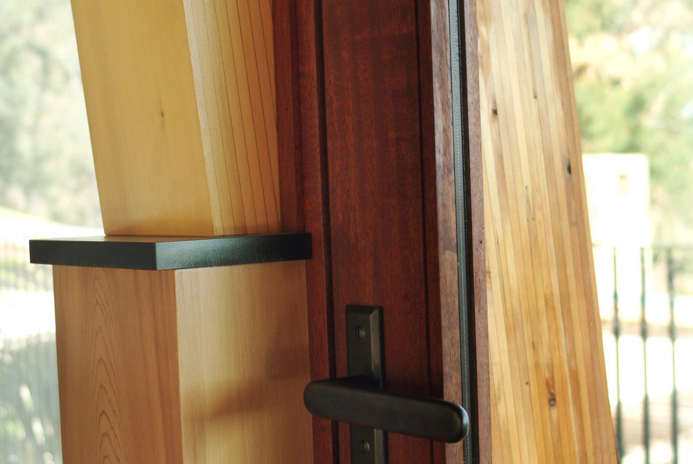 contemporary-residence-door-latch-carpinteria-california
